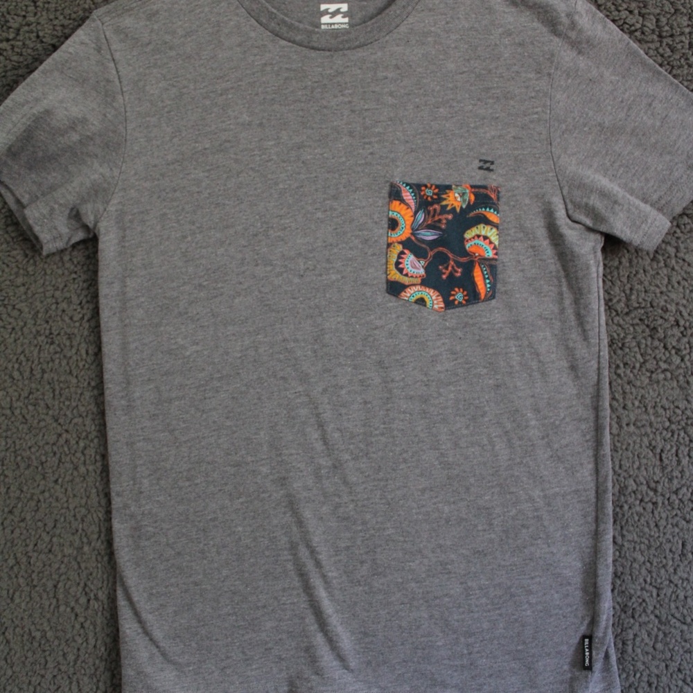 Billabong Grey Pocket Tee Floral